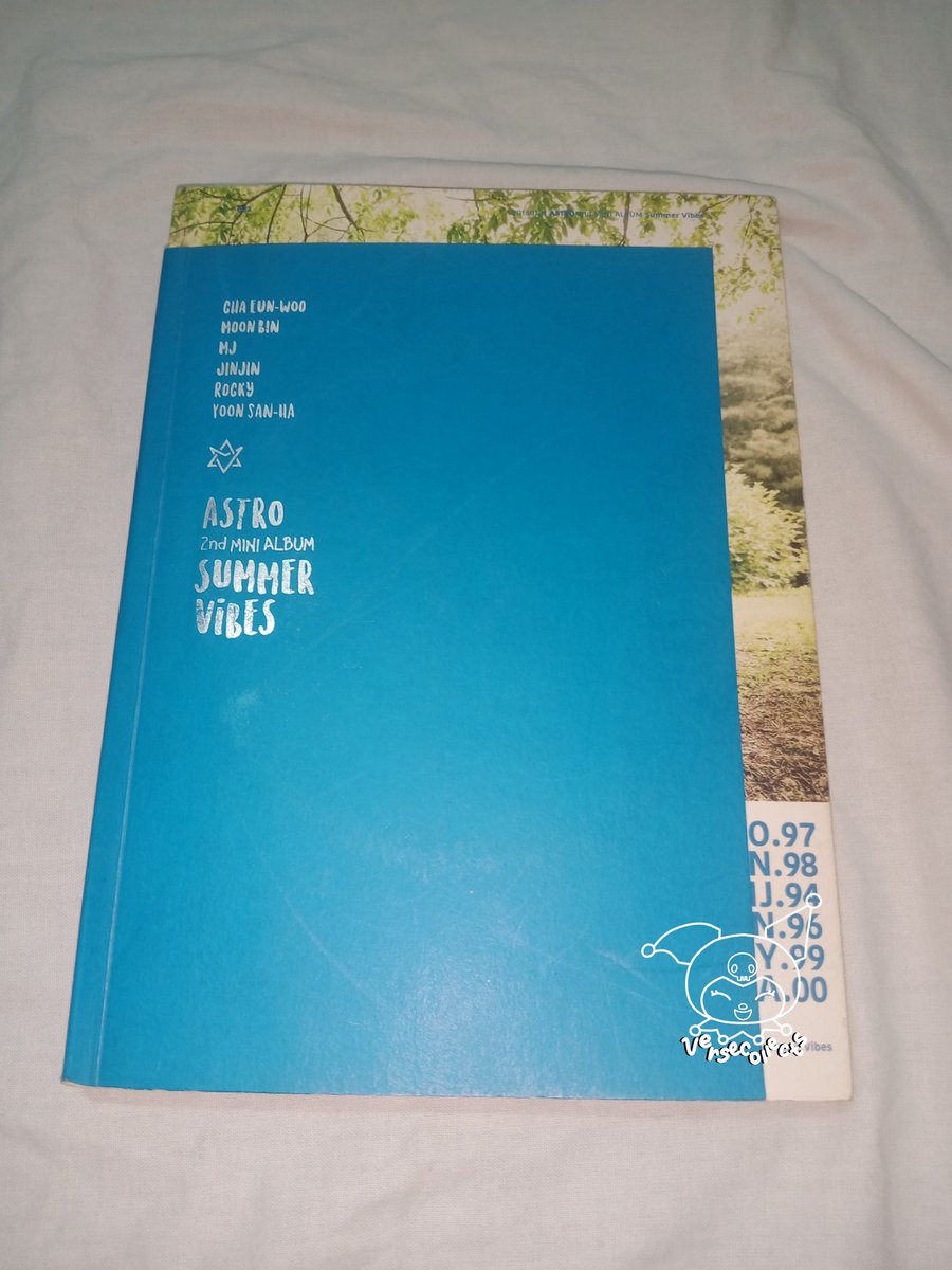 versecollects's tweet photo. wts lfb ph #versesells
summer vibes unsealed album
— 300 pesos
— onhand
— old manu (2016)
— view thread for the condi and inclu (no pcs)
— payo / 3 days reservation
— rcbyt!
🏷️ astro 2nd mini album https://t.co/jnZtu6ef8V