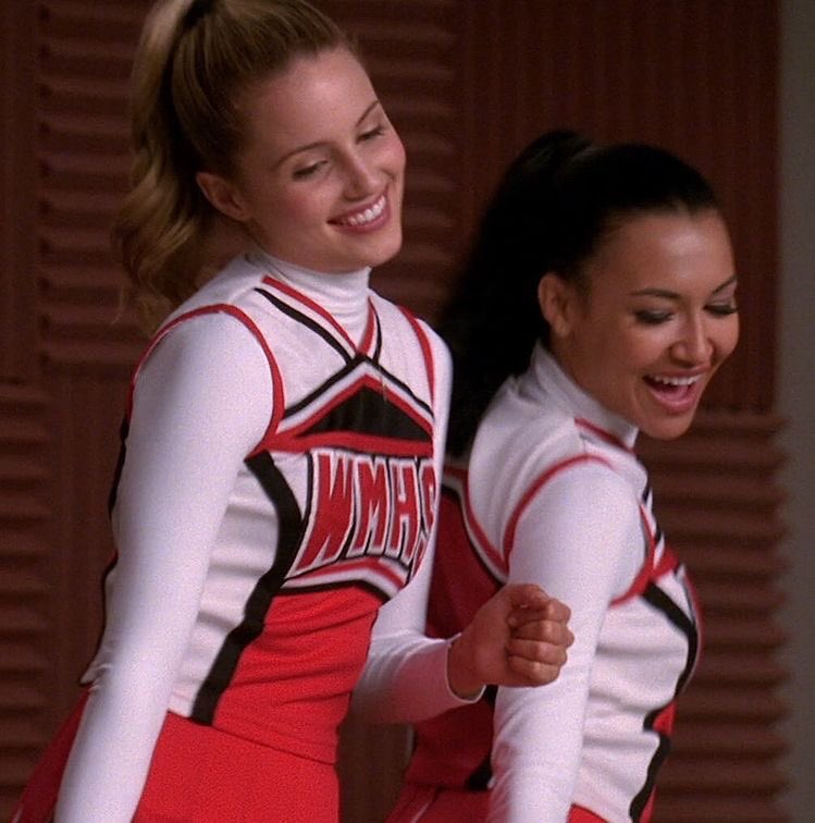 thinklhc's tweet photo. happy birthday dianna!! 🤍 https://t.co/kV9faKVBJ2