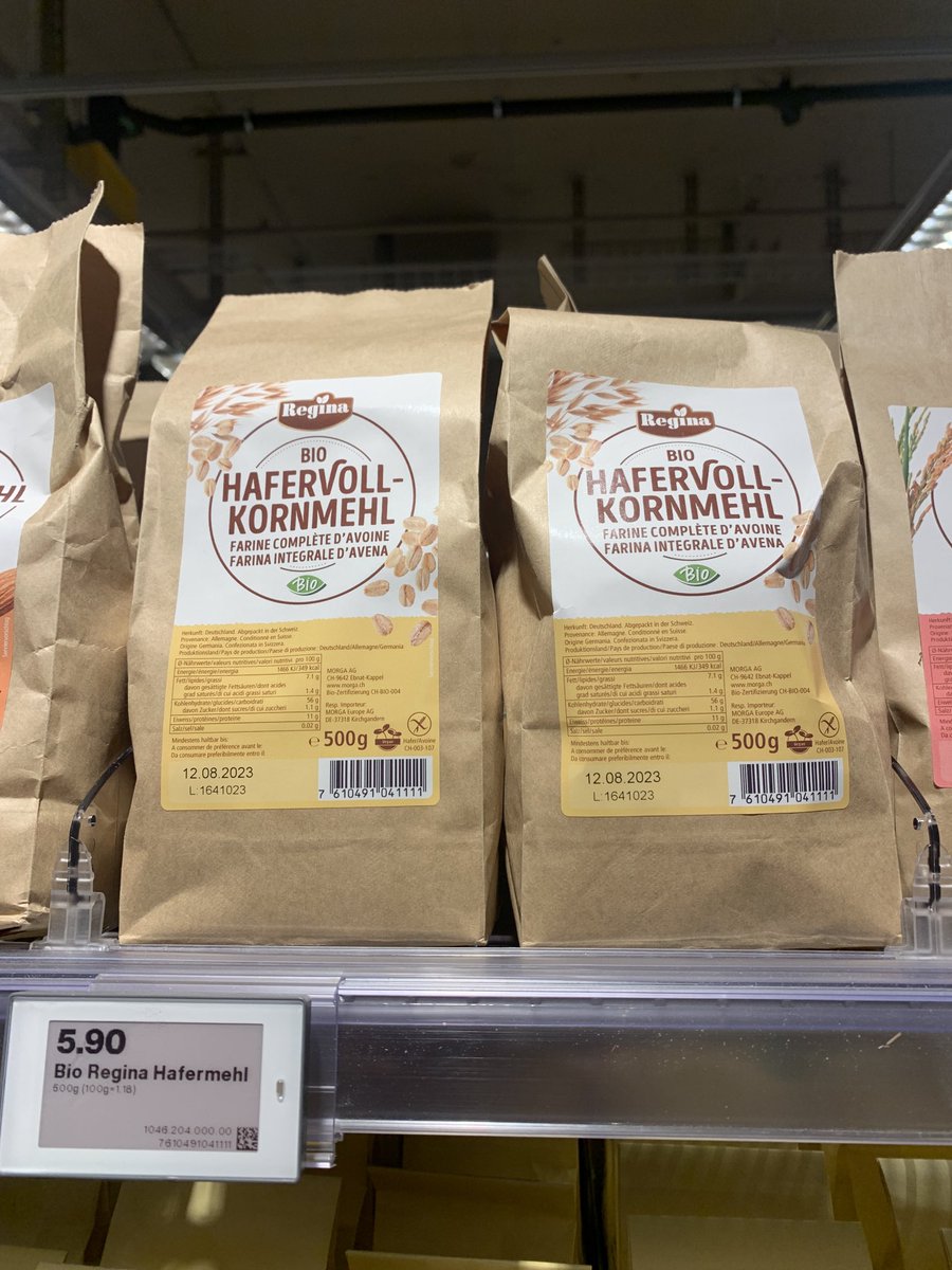 SchillingBea's tweet photo. In der ⁦@migros⁩ gibt jetzt auch #glutenfrei #Vollreismehl 👍🏻 https://t.co/MF0Pjjgnp0