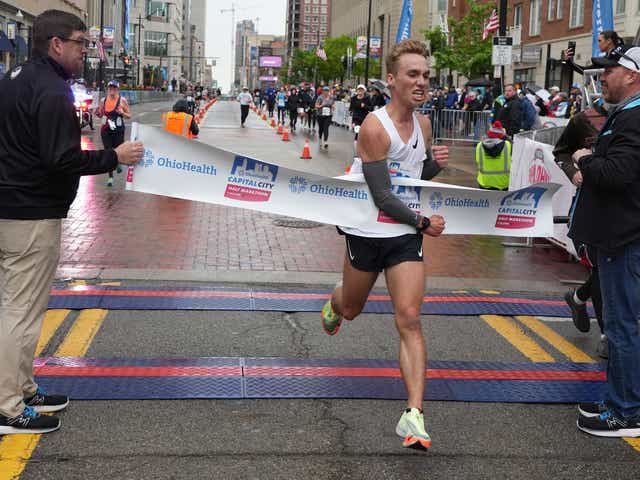 kartertow's tweet photo. Mission Accomplished 👊🏻

2022 Capital City Half Marathon Champion 

1,243 miles in the making. https://t.co/5YHUvorunr