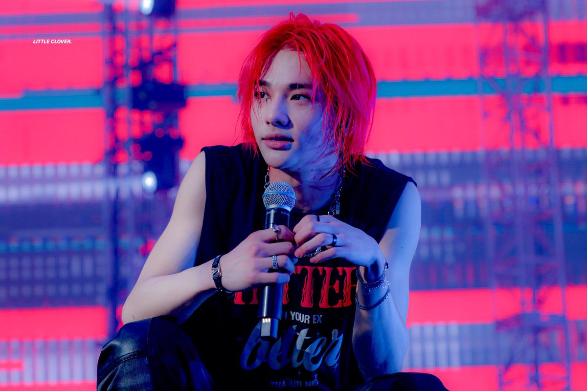 220429 HQ 
현진이 게임 캐릭터 같아 ….ㅎ…ㅎ 🐶쭈아!

#현진 #황현진 #Hyunjin #ヒョンジン <a href="/Stray_Kids/">Stray Kids</a>