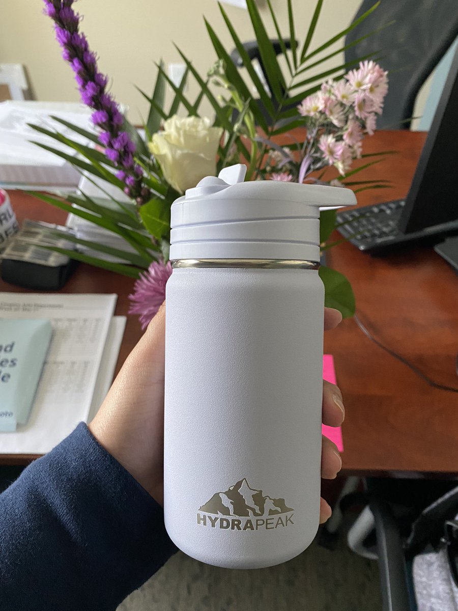 aamonton's tweet photo. #365Challenge with my favorite re-usable water bottle #ecotainers 💜🌎
@DrJDAtkinson https://t.co/YXtqvw9tIP