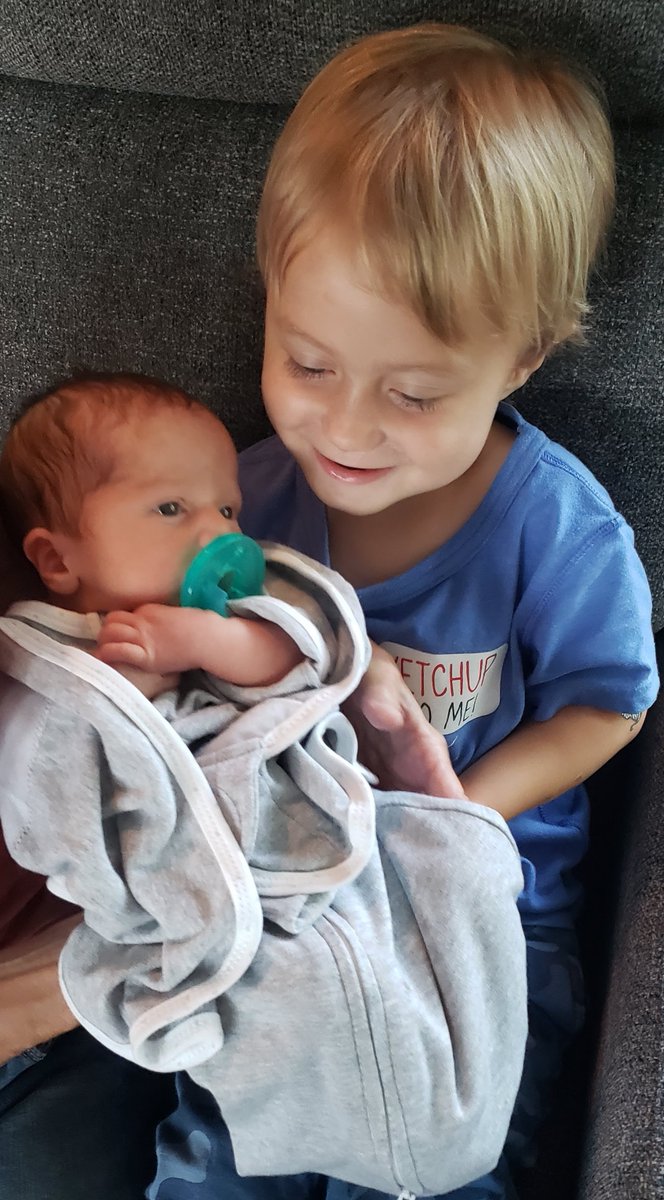 offenmatter's tweet photo. #LevelUp family! Elijah Morton Offenbacher welcomes home baby brother and newest @astros fan Archer Brantley Offenbacher. We'll all go see #UncleMike at the Juice Box (and probably drink juice boxes) later this summer. Yes, I got to pick the middle names. #AstrosFamily https://t.co/stlsezP6eL