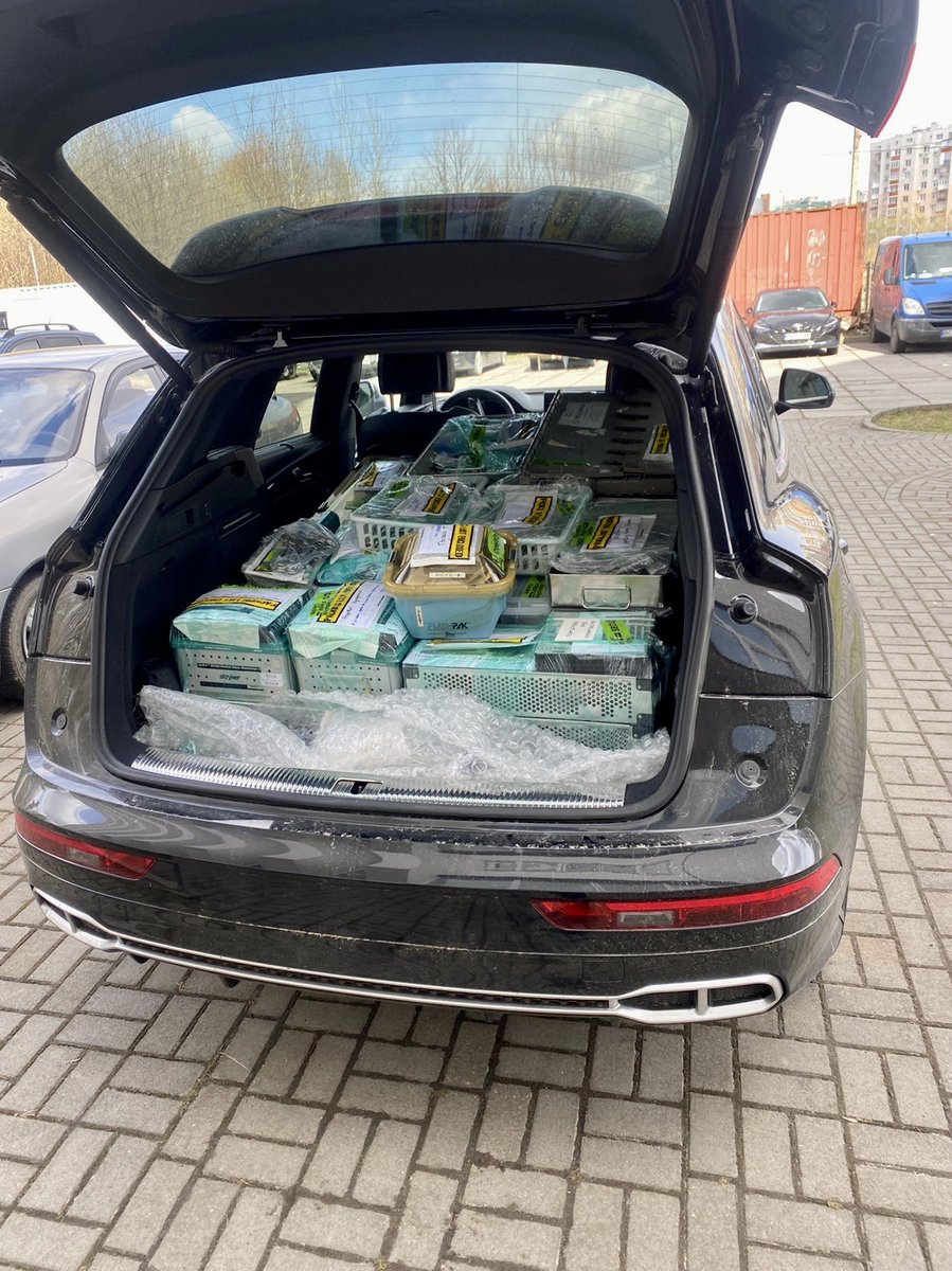 LukaszukAB's tweet photo. UPDATE: Ed Stelmach and I are saddened and angered having to inform you that two drivers, believed to be Ukrainian and Polish nationals, were killed by Russians while delivering some of our United For Ukraine supplies to Mariopol. 
They are heroes. 

#Ukraine #cdnpoli #abpoli https://t.co/NutqUGxLtG