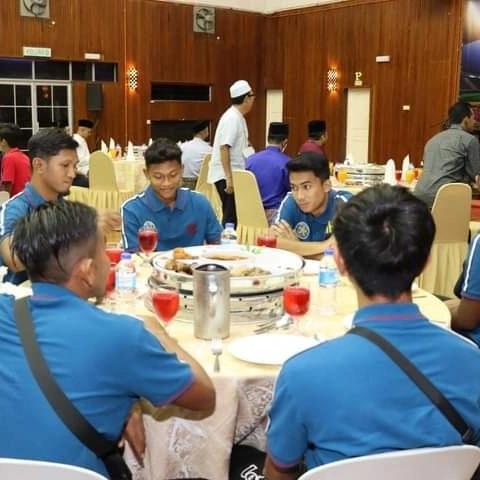AZLAN MAN 58 tweet media