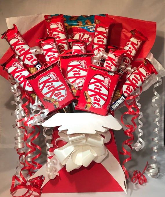 flowrbsket's tweet image. ㅤ

﹆*·˚ ❨ 𓂃 KUMI 🎹.ᐟ ❩
╰┈ “ He gave his lover the kitkat bouquet he prepared beforehand, after nights of trying to hide it, he finally had the chance to give it to him. He gave him a sincere smile, pinching his fiancé’s nose. "I love you." He mouthed.

ㅤ