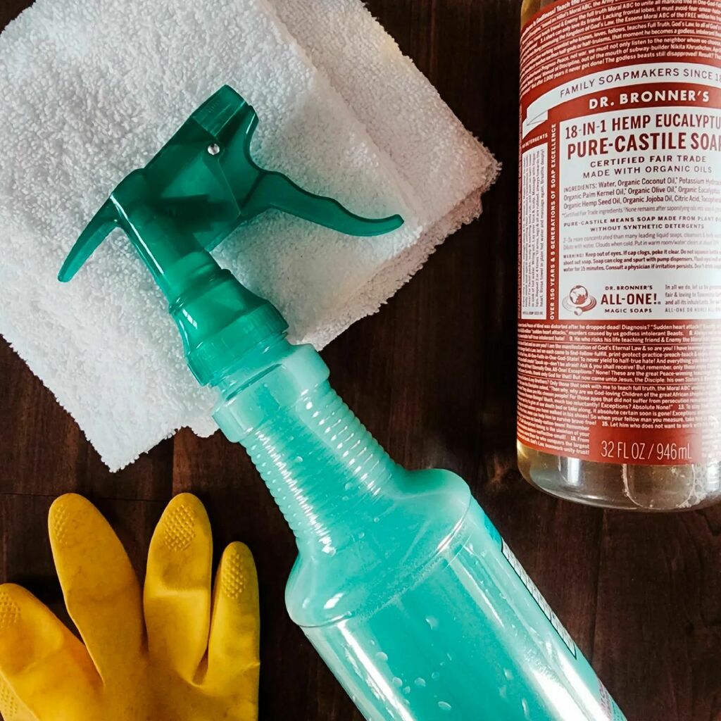 BrePeaBlog's tweet image. Clean house 🏠 Clean mind 😌 Spring cleaning is in full effect, and I can&apos;t wait to play with my new &quot;toy&quot;! I blame tiktok... [swipe to see] but don&apos;t cleaning gadgets make an unpleasant experience so much better?!

#seecleanknowdry #springclean #deepcleaning #springcleaningti…