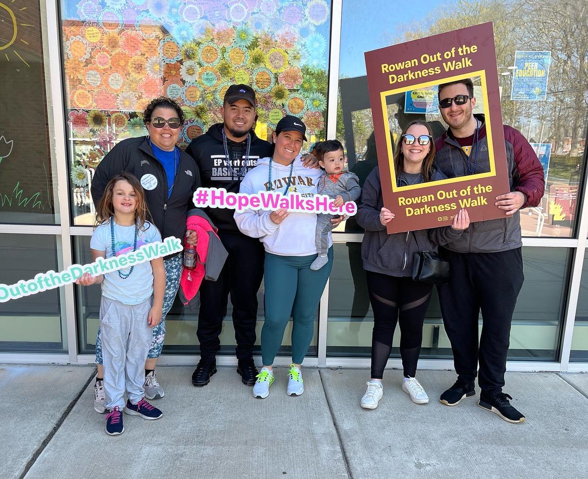 karaieva24's tweet photo. Had the honor of walking this morning with our @RowanCED @ZetaPiChapter CES students (and alumni) & #RylanSmiles today at the Out of the Darkness Suicide Prevention Campus. #mentalhealthmatters #hopewalkshere #RowanOOTD #AFSPNJ https://t.co/52aSGNvpUa