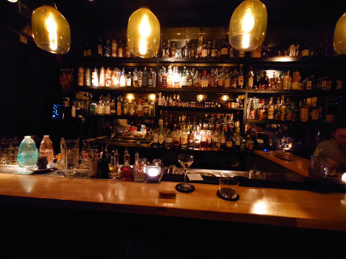 Ben_Drinking's tweet photo. Amsterdam is many things, but with it's abundance of amazing bars and being extremely walkable, it's a bar-crawler's paradise https://t.co/wTHW0wm3sM