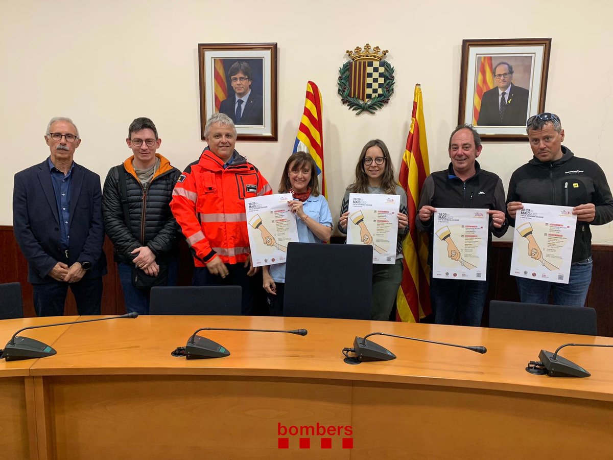 bomberscat's tweet photo. Aquesta tarda, s’ha presentat a Ribes de Freser la 5a edició de la Cursa Solidària de Muntanya Bombers amb Causa- Memorial Rafa Arnabat que se celebrarà els dies 28 i 29 de maig.

https://t.co/xKJkMQHqFd

📎https://t.co/ULxb7ftmA5 https://t.co/wvvM00u7Ei