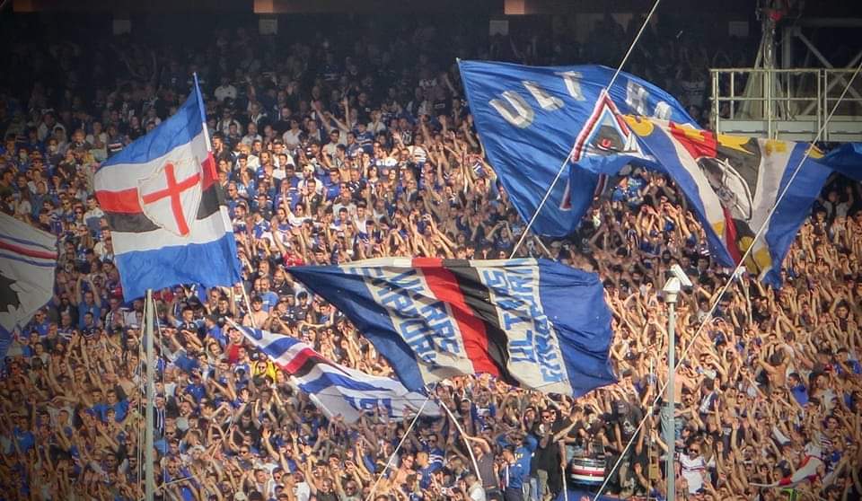 Genoa, Italy. 30 April 2022. Fans of UC Sampdoria show their suport prior  to the Serie