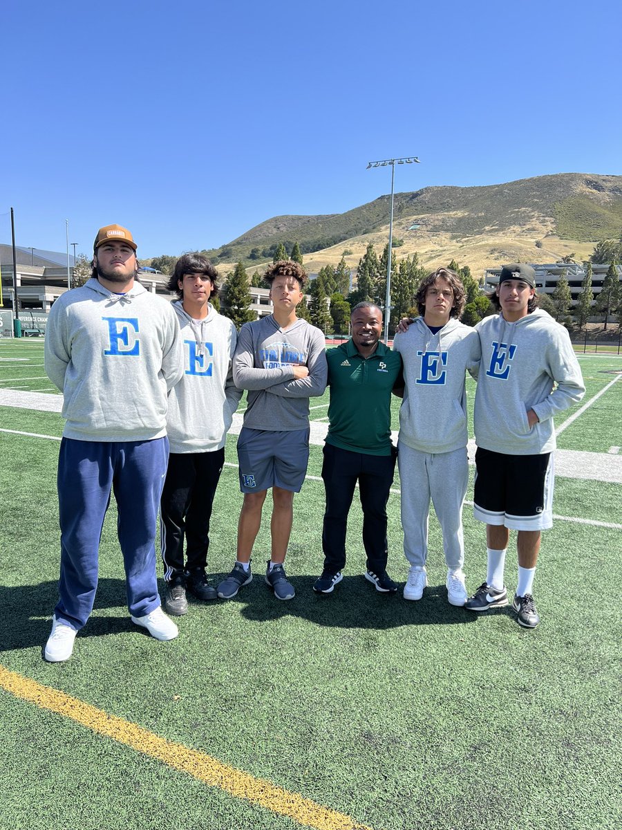 A huge thanks to <a href="/CoachRRouse/">Robbie Rouse</a> and the <a href="/calpolyfootball/">Cal Poly Football</a> staff for hosting a few of our Titans. Looking forward to growing the relationship! 
#TheLake🔵⚪️ #LakeBoyz🔱 #TitanArmy⚔️ #LakeDna🧬 #ForTheLake
