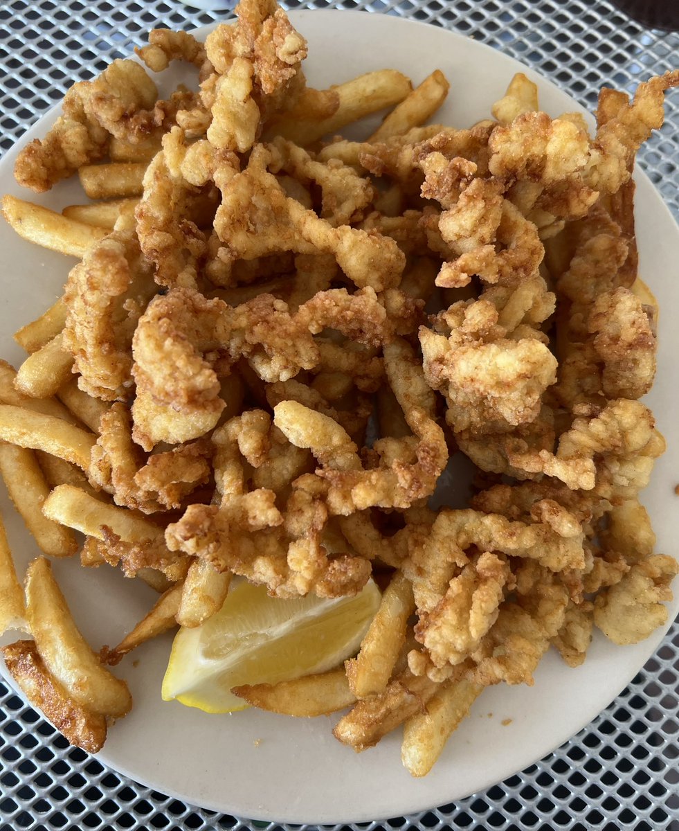 bbrendatweets's tweet image. Still life with lemon. #AprilTextureChallenge