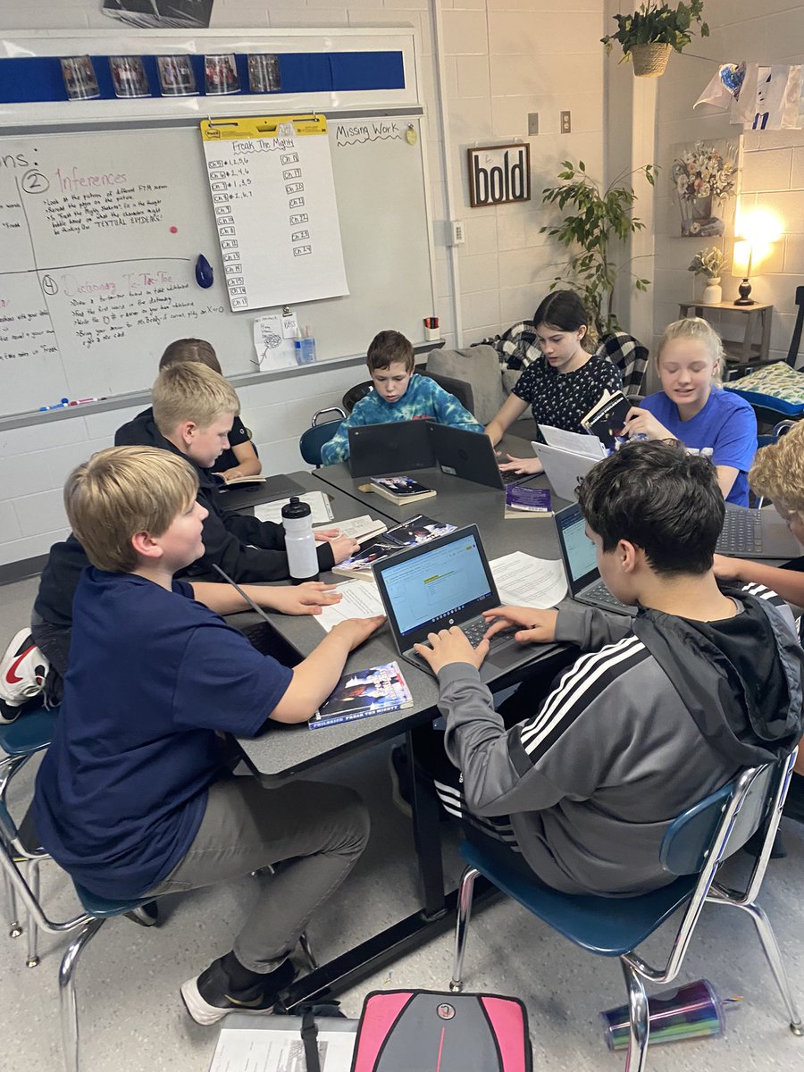 mrs.ponchak tweet media