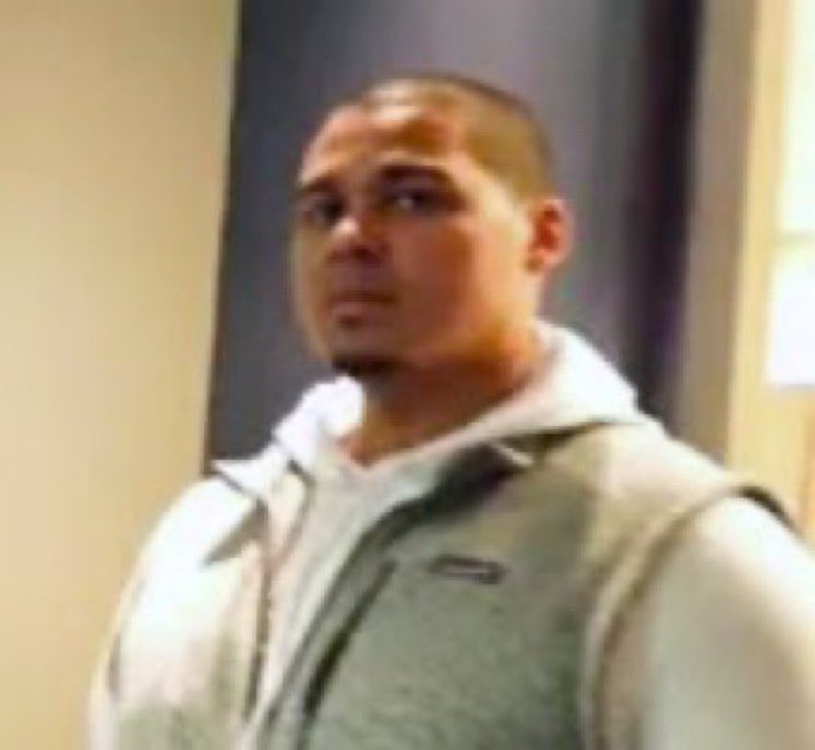 black_42's tweet image. My GM is a Latin king. I bet bro just walk down the hall ways whispering gdk at all the black players. Just ridiculous behavior