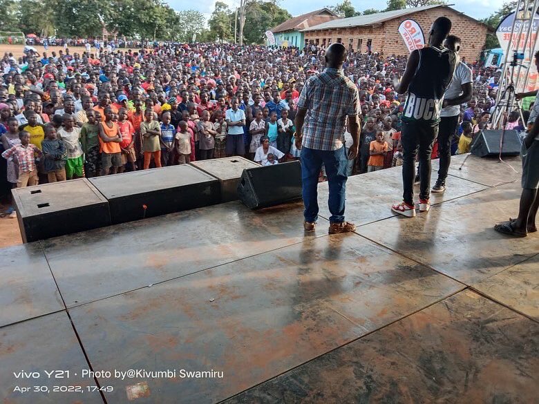 SugarKaliro's tweet photo. Thank you 90.6 FM Busoga One, Alam Group of Companies. It was a great match ⚽️
ᴋᴀʟɪʀᴏ ꜱᴜɢᴀʀ 4- ʙᴜꜱᴏɢᴀ ʀᴀᴅɪᴏ 0
ᴀʟᴀᴍ ɢʀᴏᴜᴘ 4- ʙᴜꜱᴏɢᴀ ʀᴀᴅɪᴏ 0
#alam #alamgroup #kalirosugar #ugandasugar #naturalsugar #busogaradio #football #footballmatch https://t.co/r4QlTp3sQv