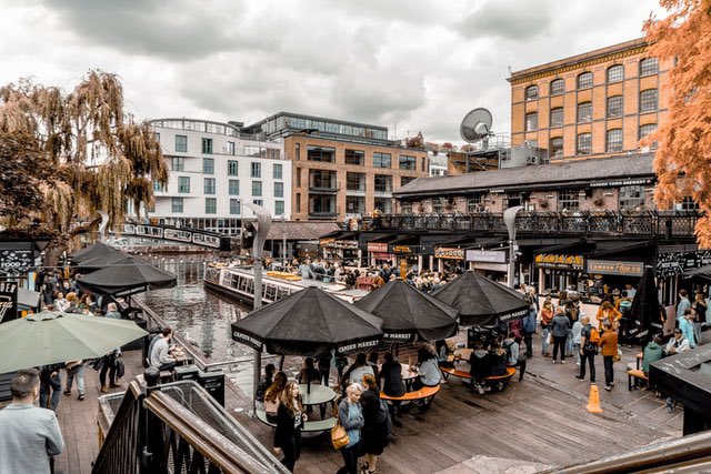 tatiejoce's tweet photo. #ARTpril J30 la dernière fois que je suis allée à Londres j’ai découvert Camden Market. Très sympa ce lieu https://t.co/eBR1MReyKr