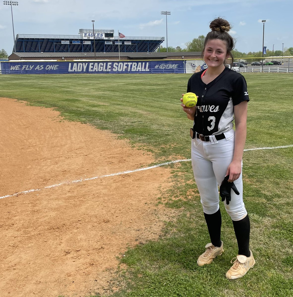 Wimsatt sealed the deal today with the walk off 3 run SHOT! 💥🥎

First 🦅FLIGHT CLUB🦅member of the season!

#WeFlyAsOne #GDTBAE #FlightClub