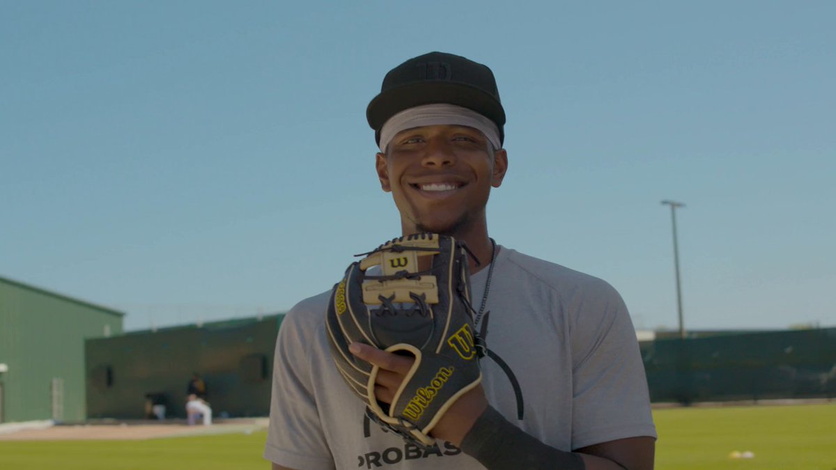 Wilson Baseball & Softball on X: Customized for @KeBryanHayes