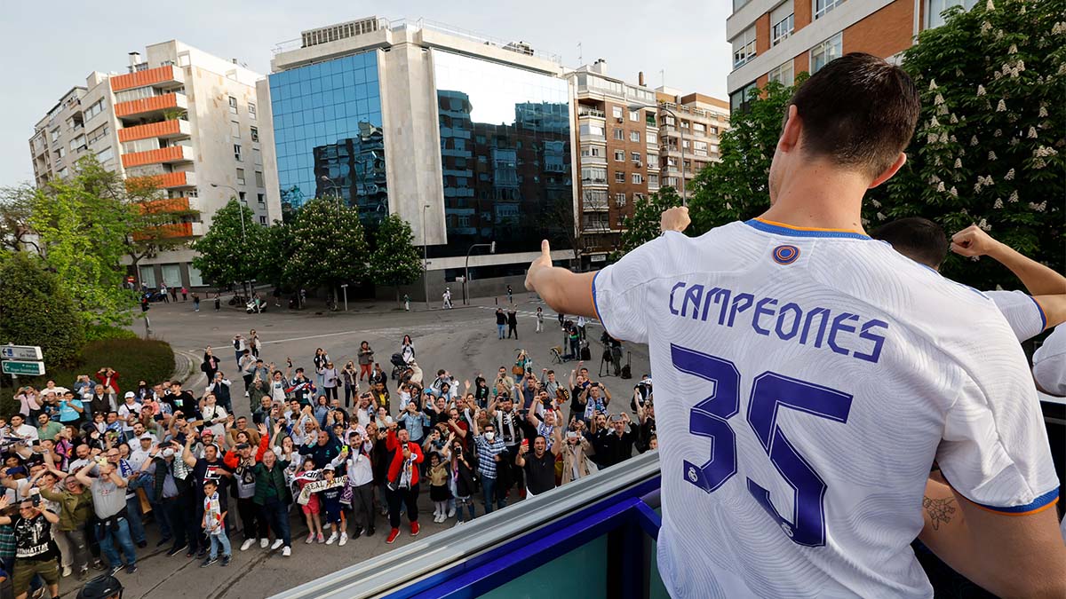 realmadrid's tweet image. 👕 #CAMPEON35 👕