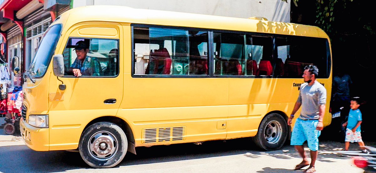 Byronjkp's tweet photo. $8 how far can we travel in public transportation
https://t.co/kMNKrFTTF1

roatan,honduras,byron jkp,honduras vlog,roatan honduras vlog,roatan vlog,roatan honduras,what to do in roatan,byronjkp,travel vlogger,honduras roatan https://t.co/gsmq6iUcGr