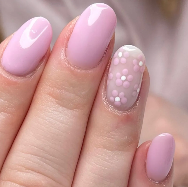 GelishMINI's tweet photo. We're obsessing over these dotted floral nails done by @beauty_by_georgie_xx What other types of nail art do you use a dotting tool with? Let us know in the comments! #GelishMINI #GetGelished #floralnails #nailart #dottingtool #maniinspo #nailinspo #gelpolish https://t.co/gj7B6IHLEH