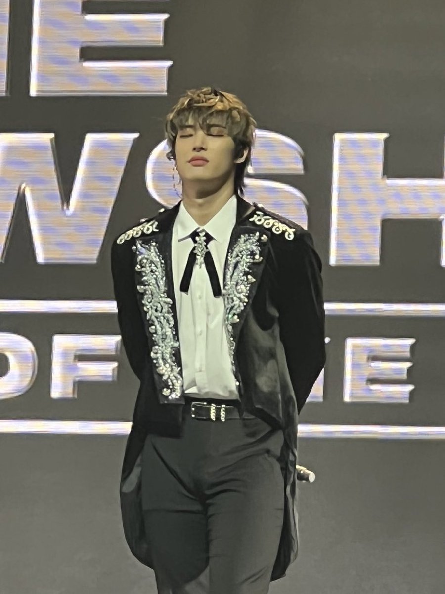 fixonsongmin's tweet image. OH MY GOD 

#MINGI #ATEEZ #ATEEZWORLDTOUR2022 #SetSailToLondon