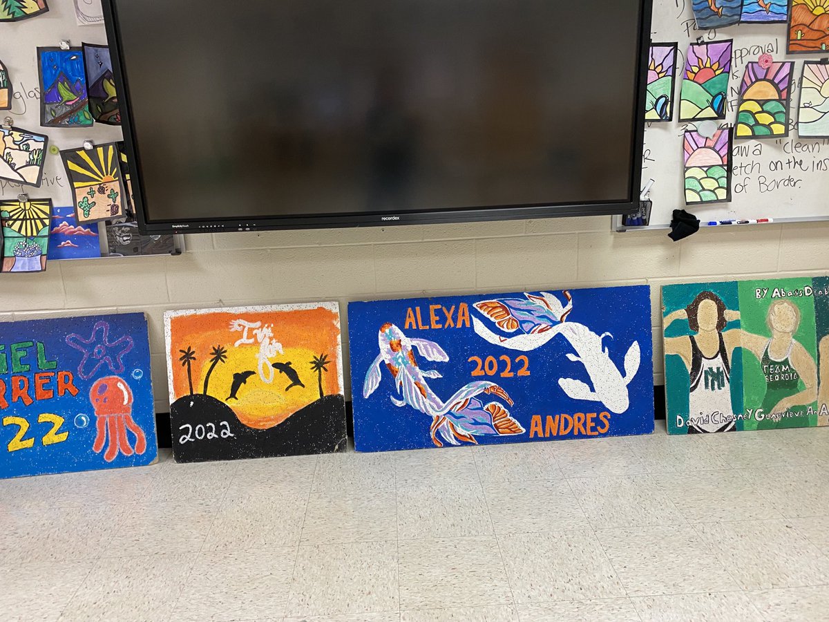 ⁦<a href="/KMHS_ART/">KMHS Art Davis</a>⁩ almost to the end of the year creative frenzie #KMHSmustangart #cobbartrocks #artedga