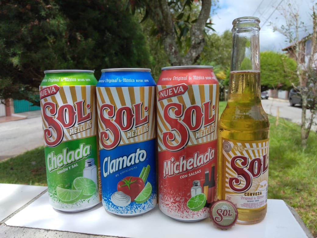 daylighswift's tweet photo. La neta si me emociona muchísimo ver el eclipse ¿quién se apunta a verlo juntos? yo pongo las @solmezclasmx #EclipseChelar 🍻😮‍💨 https://t.co/rCIZccqpuj