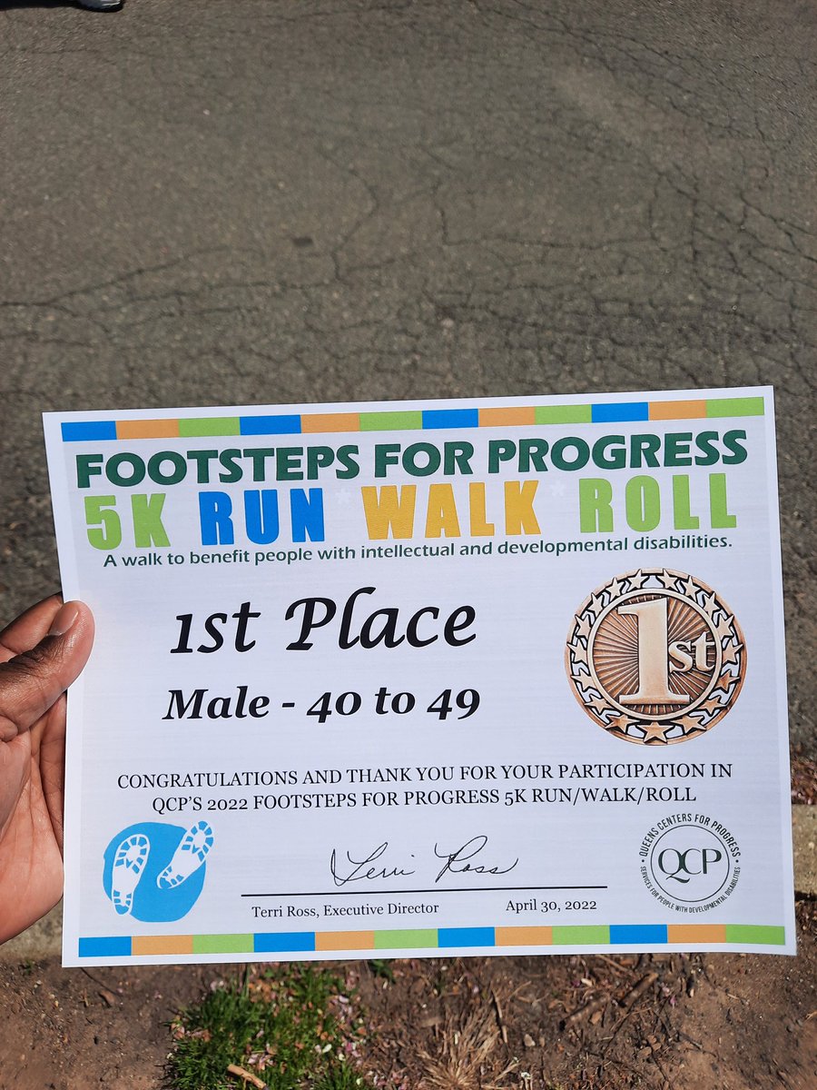 bushwickrunner's tweet photo. #garmin #beatyesterday. That was fun today. A race for a good cause #footstepsforprogress #queensrunners #runnersoftwitter #runchat #runningcommunity #zensahambassador https://t.co/X0moCNQiy6