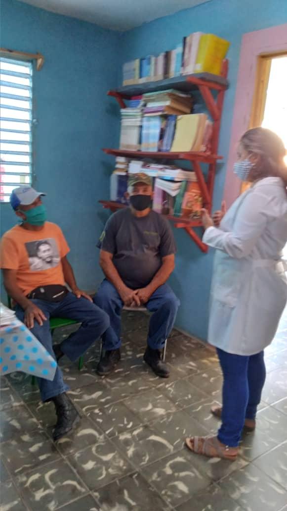 YuniseyG's tweet photo. Intervenciones de salud en nuesyras áreas de salud. El policlinico Humberto Álvarez realiza pesquisa de cáncer de próstata e insuficiencia renal en grupos de riesgo.
#PorCuba #Cardenasenvictoria #Vamoscontodo 
@dms_cardenas @JudithGSerra @MartaMontalvo13 https://t.co/eGOktiFZYV