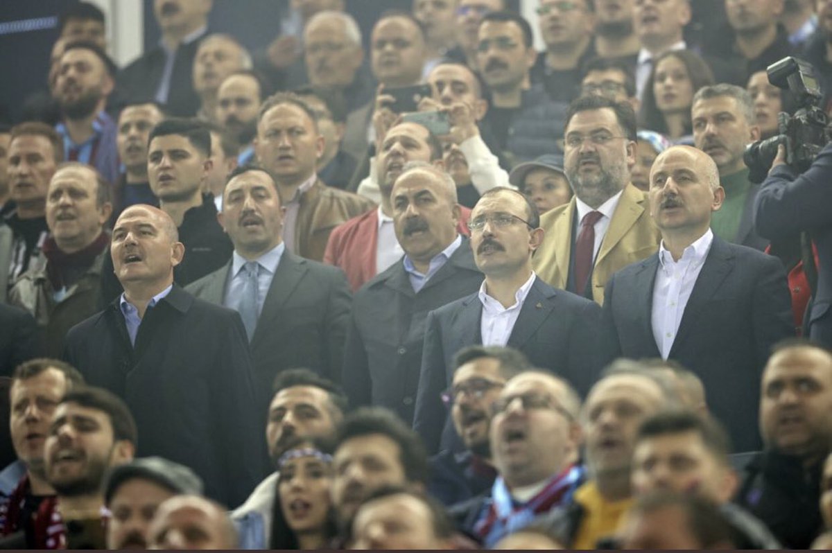 huhuyrekl's tweet photo. 2021-2022 sezonunun tek görselle özeti https://t.co/7An9TANUrH