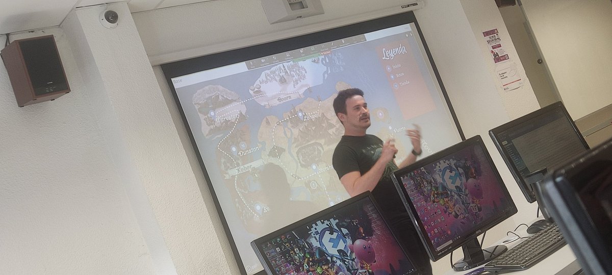 naupuig's tweet image. Matí amb en @FantasyClassApp man i tarda de diseny i prototipatge amb el capo @oriolripoll. En fi, un dia d&apos;aquests que t&apos;explota el cap i cal païr coses per empatitzar, reflexionar, disenyar i definir l&apos;aprenentatge!