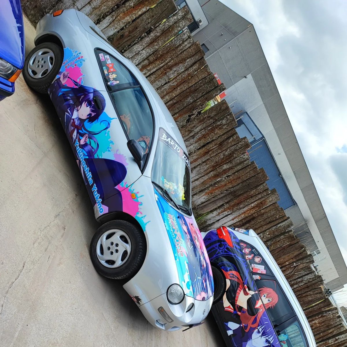 DxD2016fofo's tweet photo. When 2 itashas meet in Belgium 🤩😉👌
#itasha #itashastyle #itashathe #itashanation #itashasociety  #dekocar #animedecals  #anime #highschooldxd #yuigahama #yukinoyukinoshita #oregairu #ford #fordfocus #toyota #toyotacelica #belgium #belgie #wallonie #weeb #otaku https://t.co/Y7lMtt7scx
