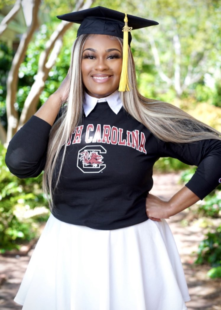 Jawdaaay's tweet photo. First degree at 17 years old, second degree at 20! B.S in Biology, Dental School i’m coming for you! 

Carolina, Thank you! Forever to Thee! 🤙🏽🐔 https://t.co/f7r2sTvO1i