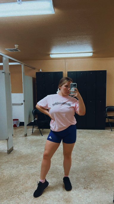 Sorry all we have left is thigh meat https://t.co/8UC3D9kZNk