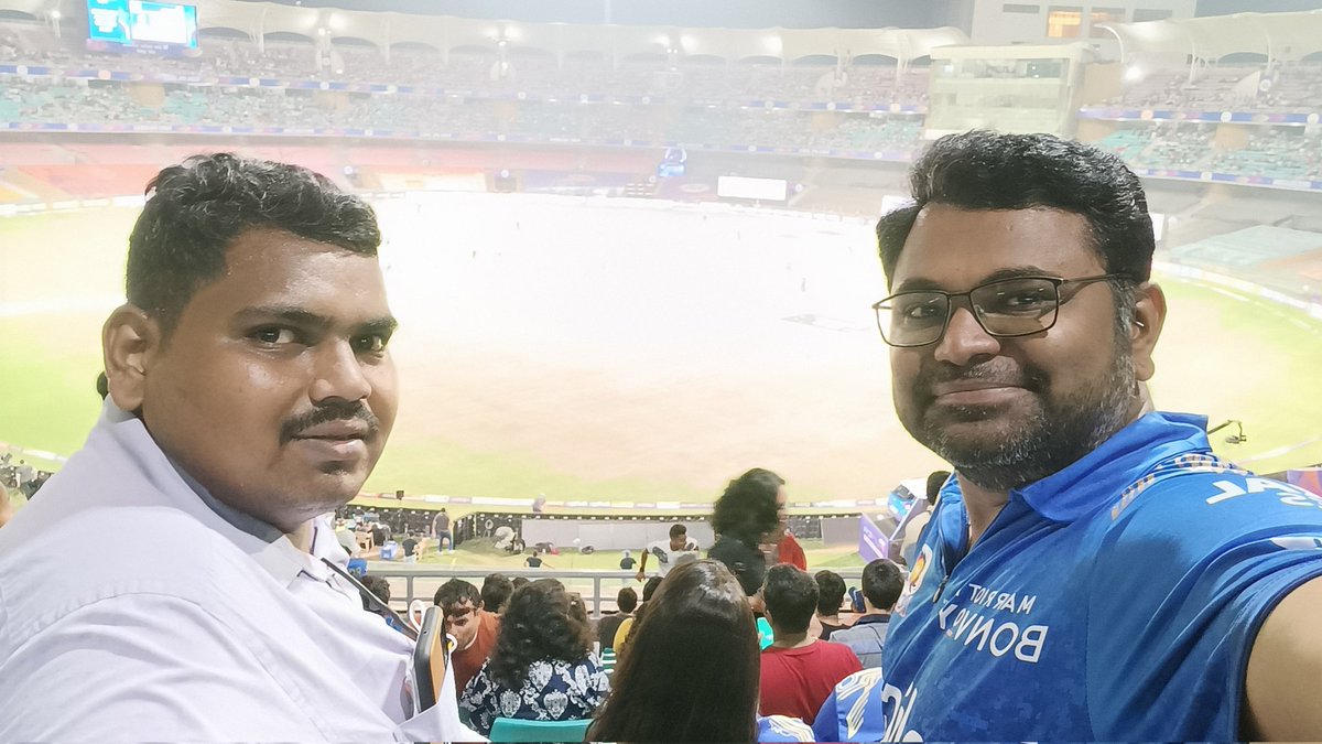AbhiThalkari's tweet photo. Finally we @mipaltan have won our first match against @rajasthanroyals . ππ. Great gift for Rohit Sharma's @ImRo45 Birthday π₯³πππ§π
#MumbaiIndians #DilKholKe #OmeFamily #DILKHOLKE #Hitman #RohitSharmaπ΅ #RohitSharmabirthday #HappyBirthdayRohit #IPL #TATAIPL #IPL2022 πππ₯³ https://t.co/9NL72779I1