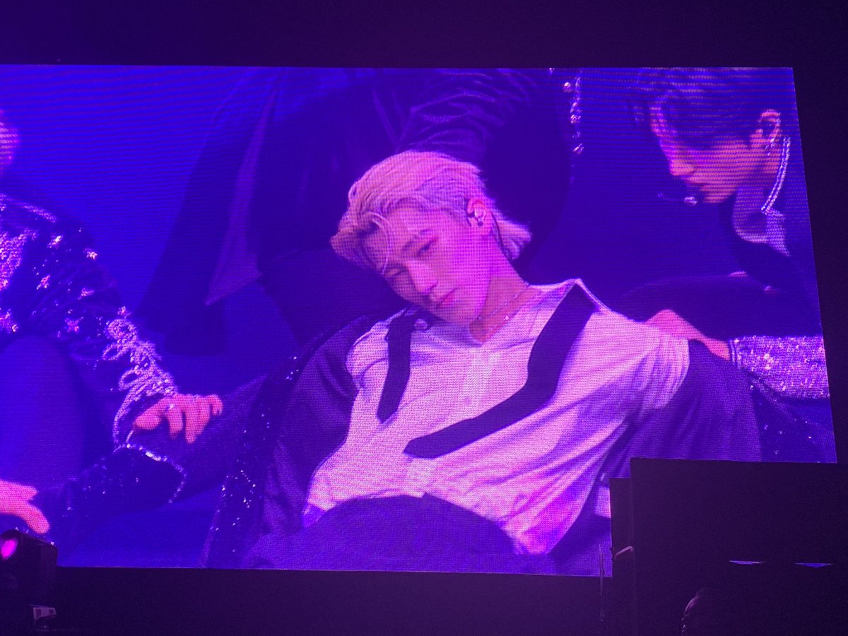 wooyoung pics ★ tweet media