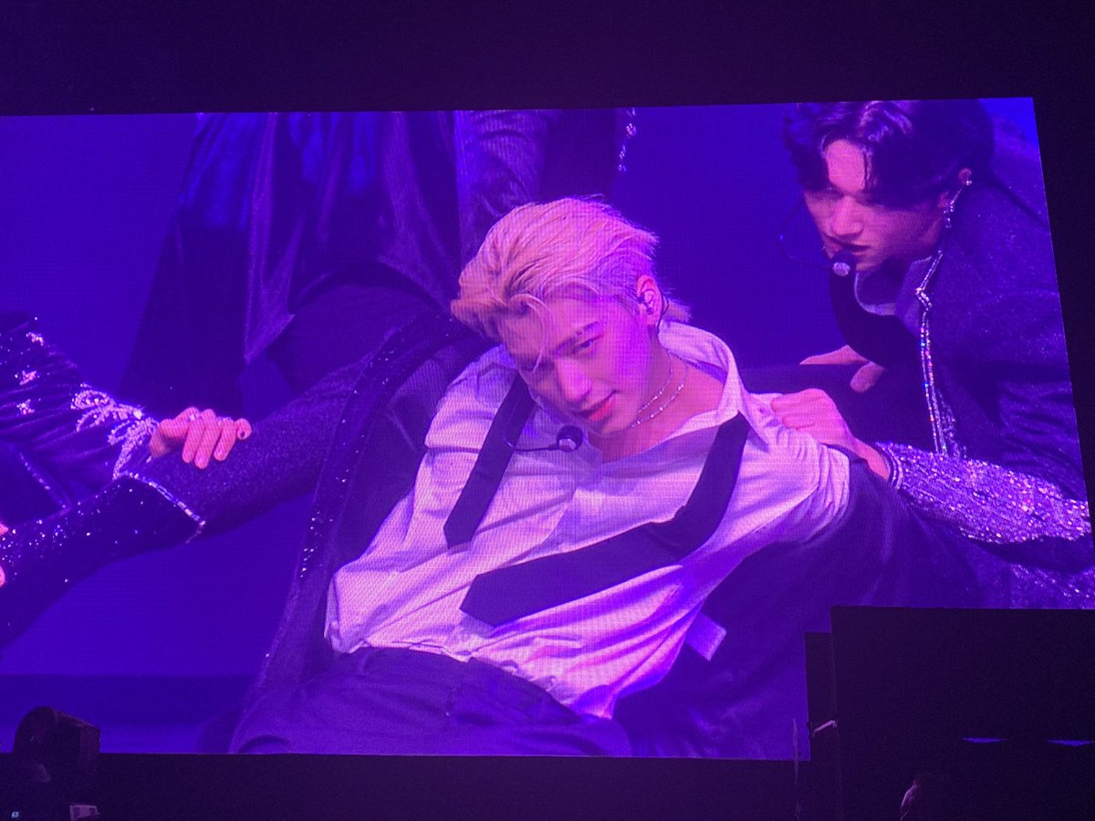 wooyoung pics ★ tweet media