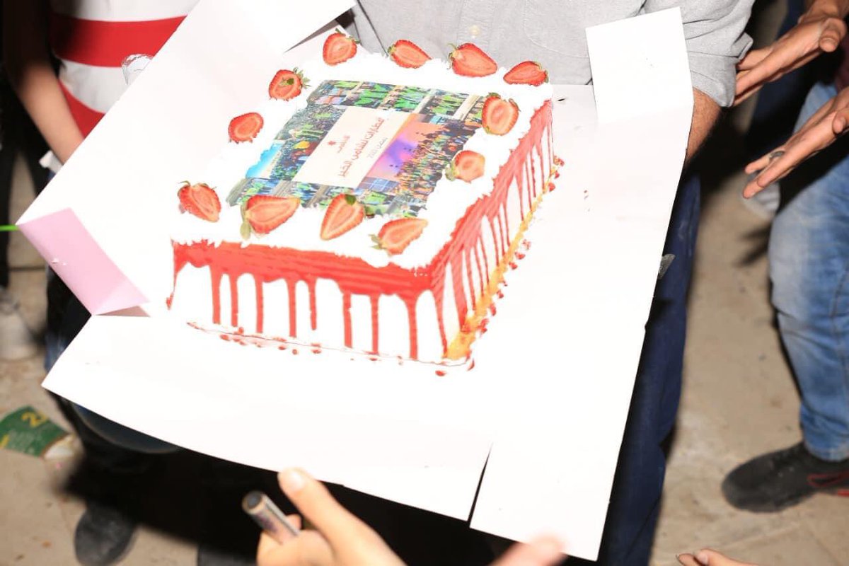 على مدار شهر رمضان المبارك شارك معنا ألف طفل وطفلة في إفطارات النشامى الخيرية ومشاركة أكثر من 3000 آلاف متطوع ومتطوعة في الجامعة الأردنية.

الحمدلله كانت الإفطارات على اتم وجه وحاولنا بكل قدرتنا ان تكون مميزة بشكل كبير❤️

#نشامى_الخير