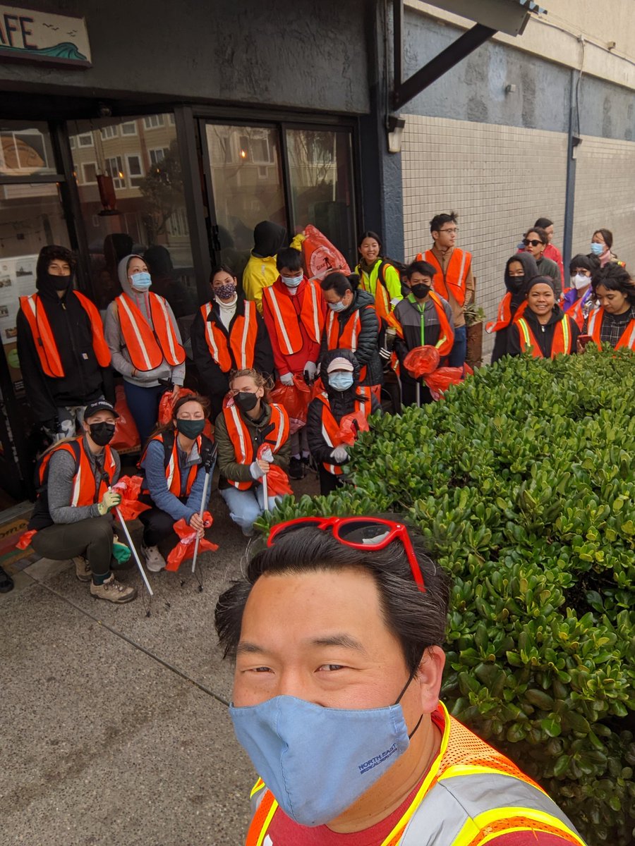 B_Quizzle's tweet photo. Another successful beach clean up this morning started in cold, windy, and foggy conditions. But the sun showed up halfway though. #refuserefusesf #keepoceanbeachclean https://t.co/aVFVbMN4CF