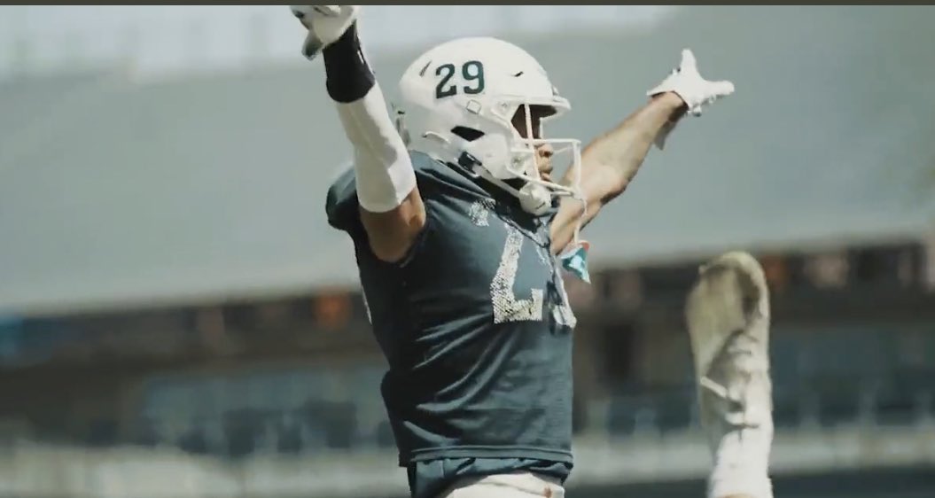 CGunterEsq's tweet photo. Another Spring Game in the books! @DevinDmacgun gettin better every year @NevadaFootball 
 📸: @thejoshhoover https://t.co/UoOkzNfPlb