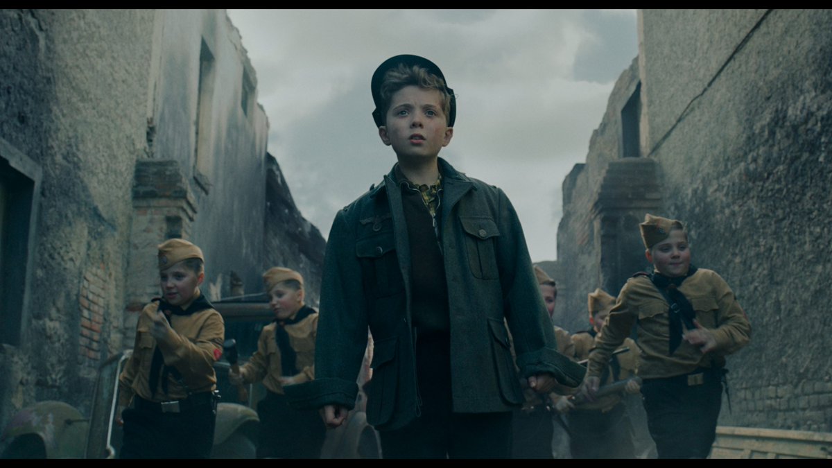 ForkayeFilm's tweet photo. HD Stills of Taika Waititi's Jojo Rabbit (2019) (Roman Griffin Davis, Thomasin McKenzie, Rebel Wilson, Sam Rockwell, Scarlett Johansson) https://t.co/TgFC6R3M19