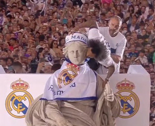 realmadridindo1's tweet photo. Hala Madrid Y Nada Mas 🤍 https://t.co/YyI9FerIzU