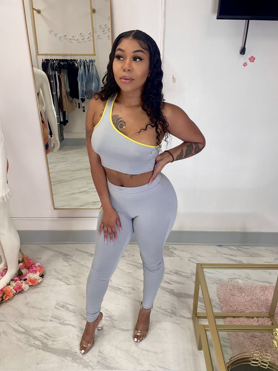 chiefchrissy's tweet photo. @heymsangel Opening a womens boutique in Denver,CO May 7th with Trendy &amp; bad bitch clothing 😍 https://t.co/p30xIShGJH