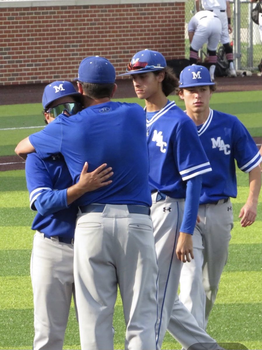 Alex Castillo tweet media