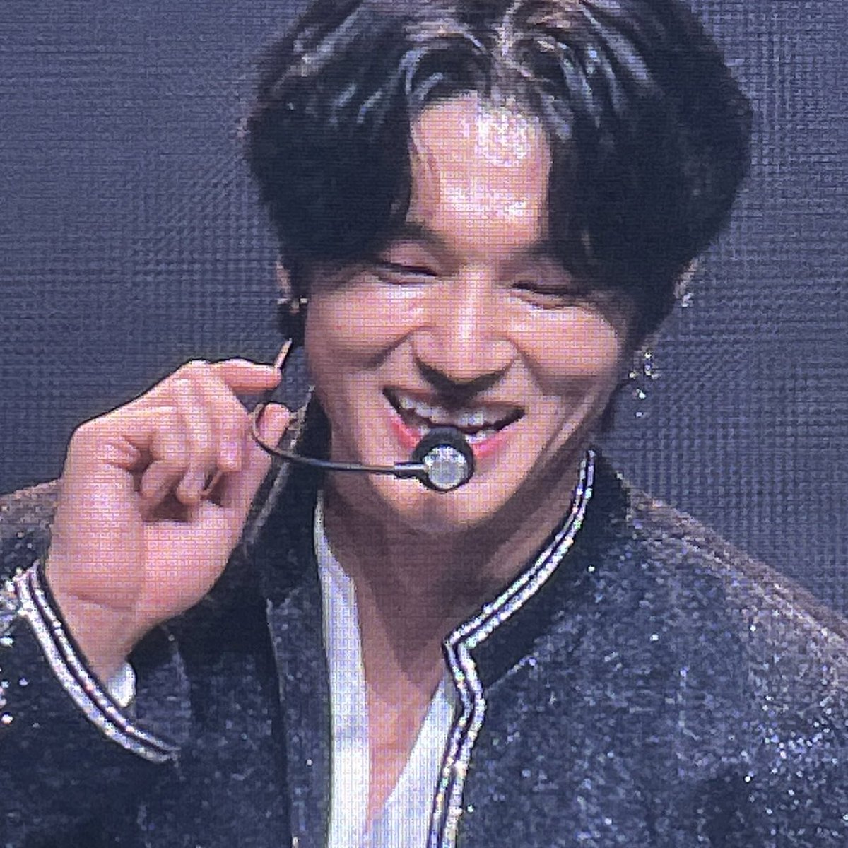 woojoongzone's tweet image. the brightest smiles