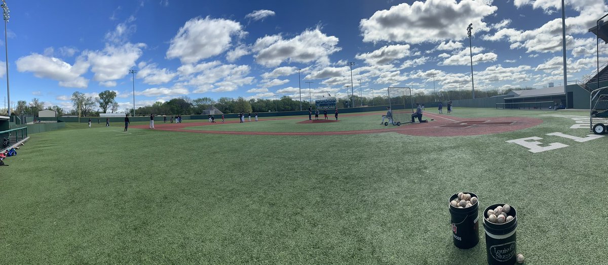 CoachMac_BSBL's tweet photo. Thank you to the Campers who came out this morning/afternoon. It was a great time #partofthepride #OneELDO https://t.co/1LJwxDg7mP