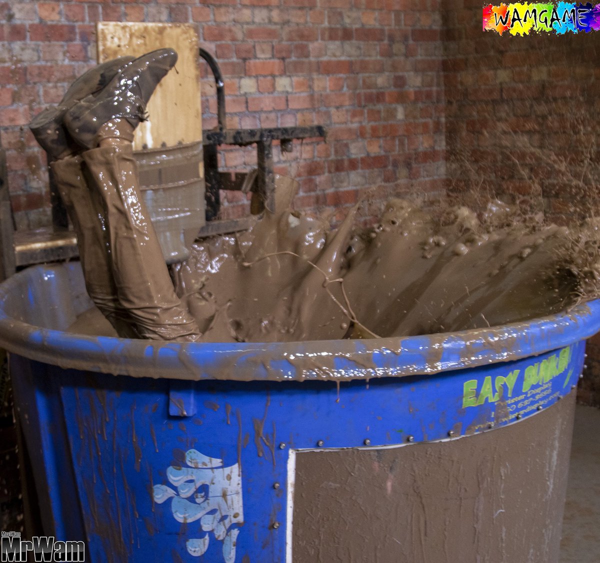 Mostwammrwam's tweet photo. So who was making a muddy splash in our dunk tank today?
https://t.co/DfWTdC7Jx3
#mud #muddy #muddunk #dunk #dunktank #mess #messy @wamgame @Mostwammrwam https://t.co/mkxNGYZy1Y