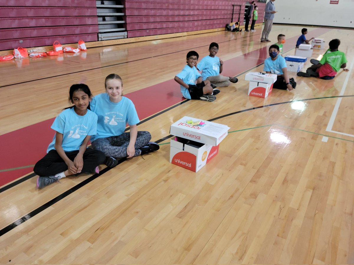 Laura Pomes tweet media